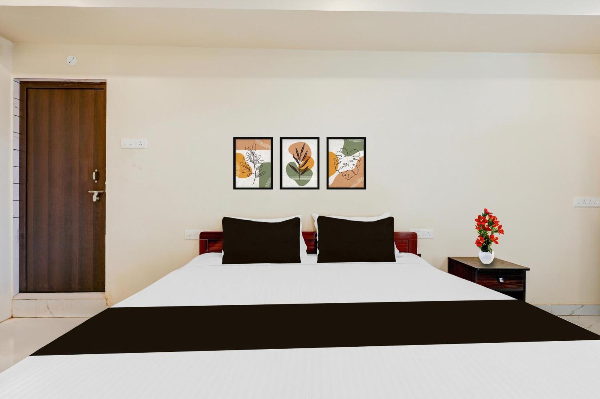 Готель Townhouse Pendurthi Visakhapatnam Sabbavaram Екстер'єр фото