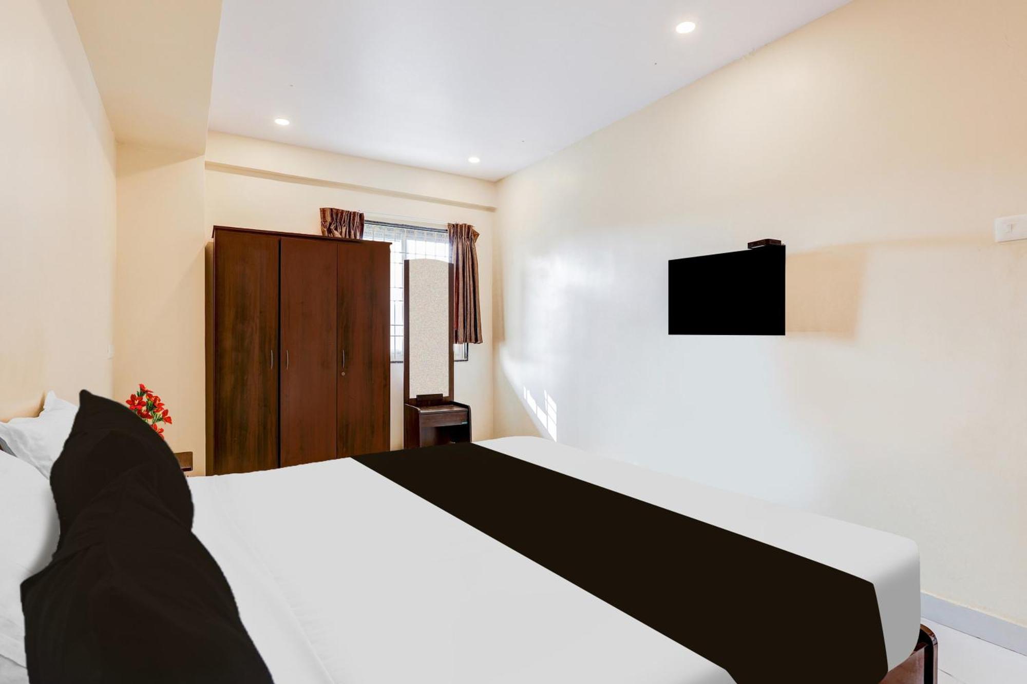 Готель Townhouse Pendurthi Visakhapatnam Sabbavaram Екстер'єр фото